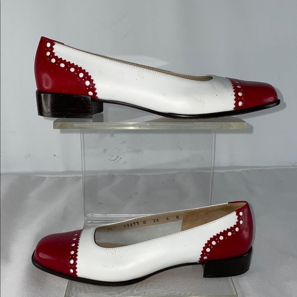 SALVATORE FERRAGAMO VINTAGE LESTA PUMPS FTL-01-108 - Picture 2 of 10